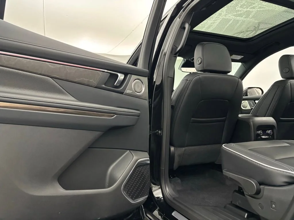 2026 Buick Enclave Avenir - Photo 45