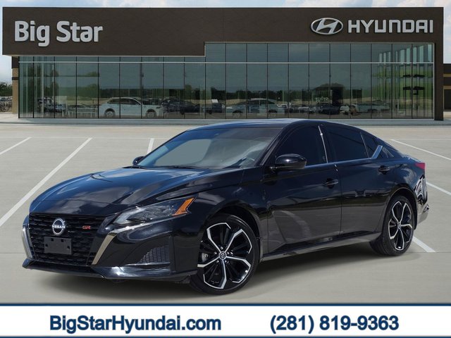 2025 Nissan Altima 2.5 SR