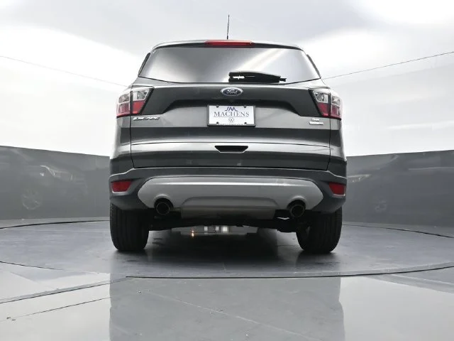 Used 2018 Gray Ford SE image 25