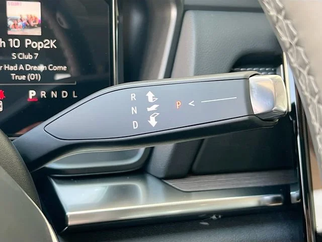 2027 GMC Terrain Denali - Photo 12