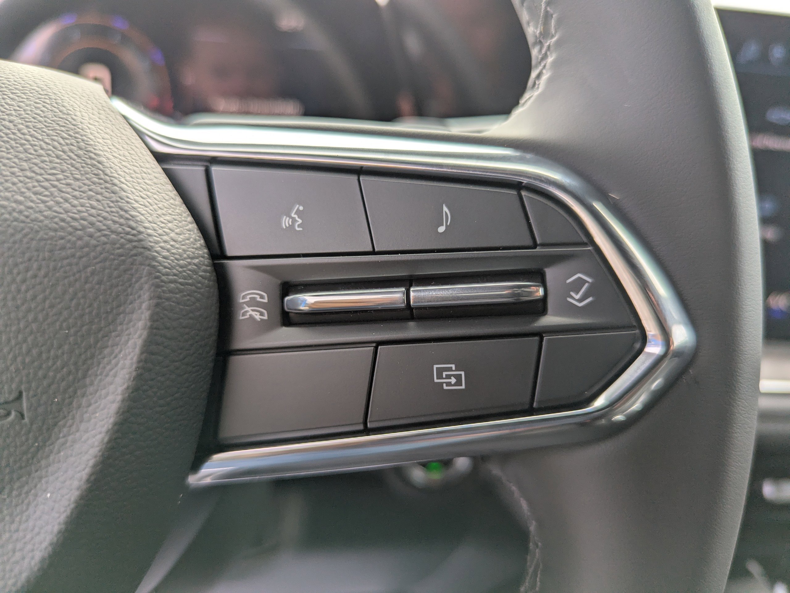 2026 Chevrolet Suburban LS - Photo 15
