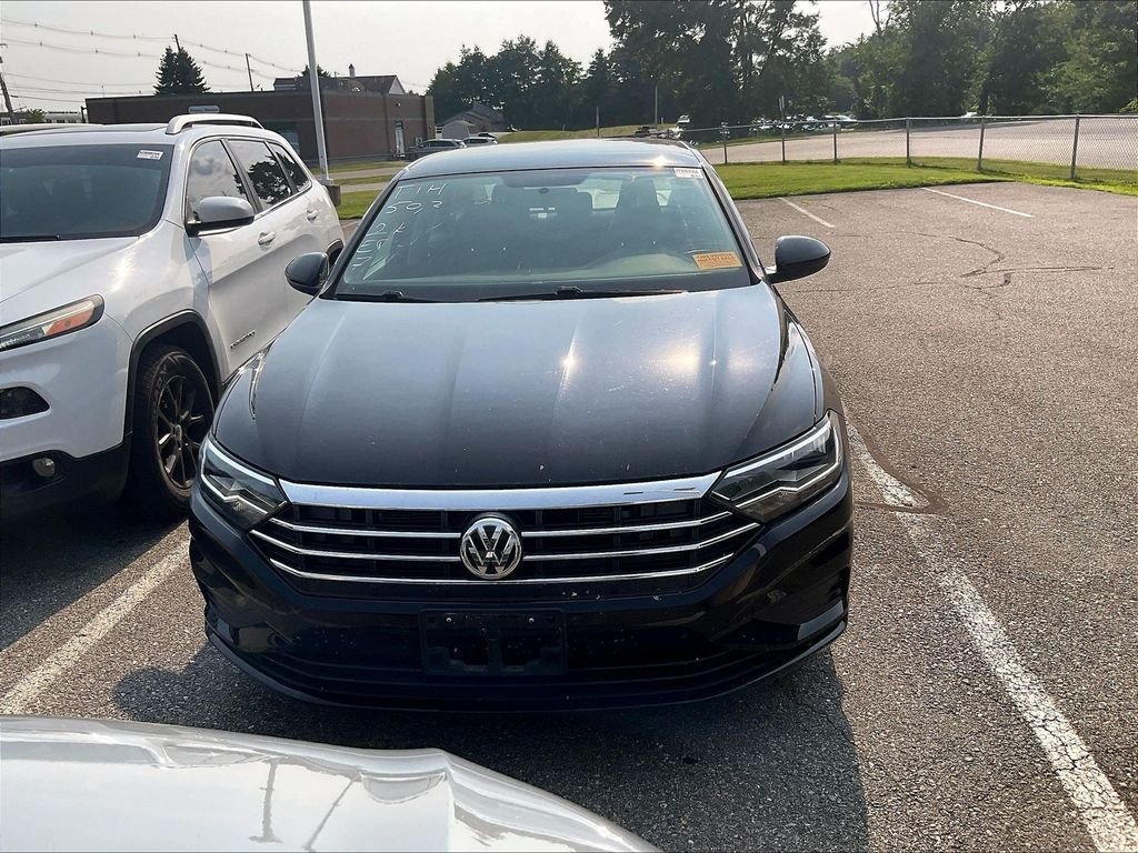 Used 2019 Black Volkswagen 1.4T S image 4