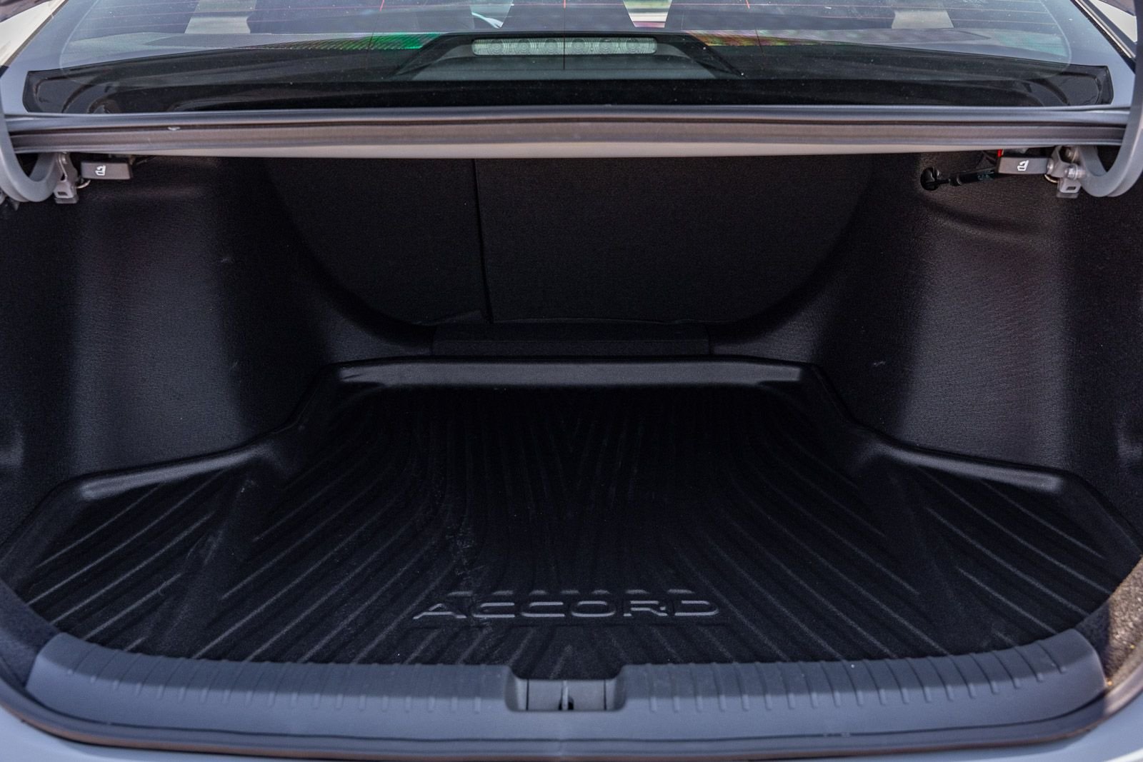 2024 Honda Accord Hybrid Sport-L - Photo 15