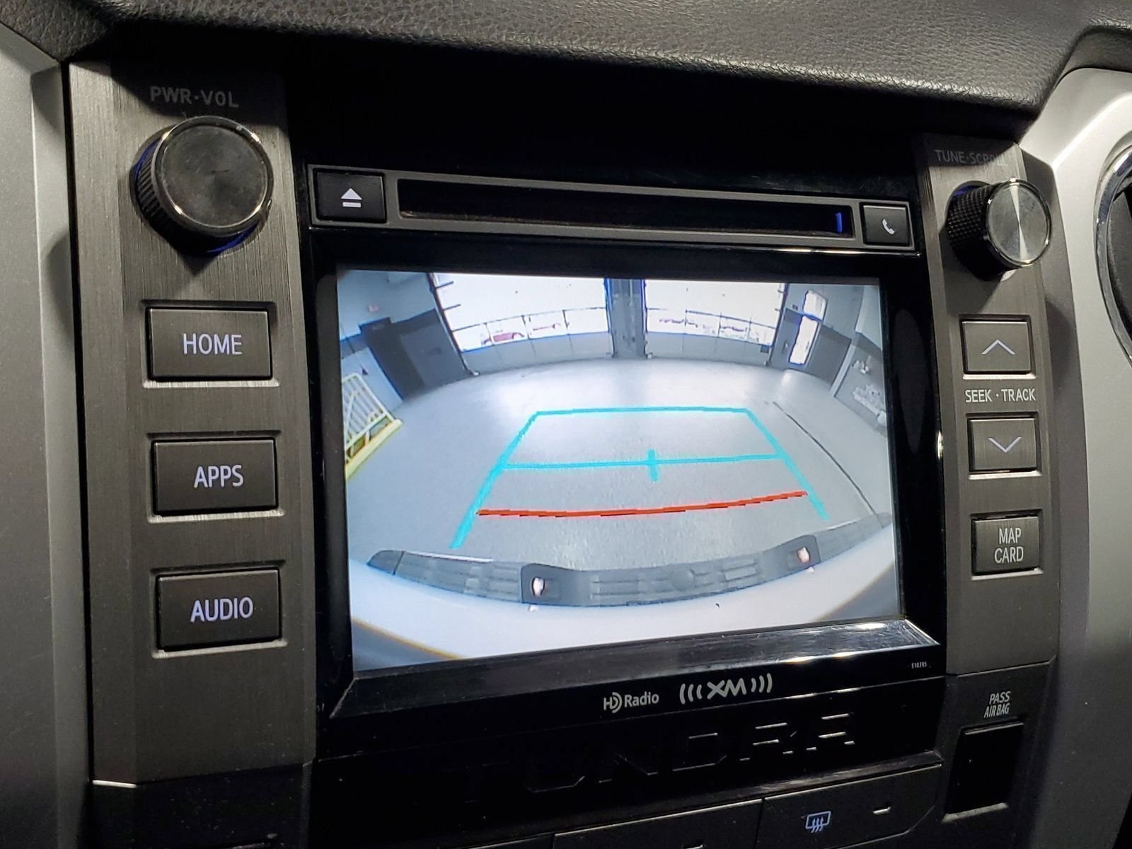 Used 2019 White Toyota SR5 image 25