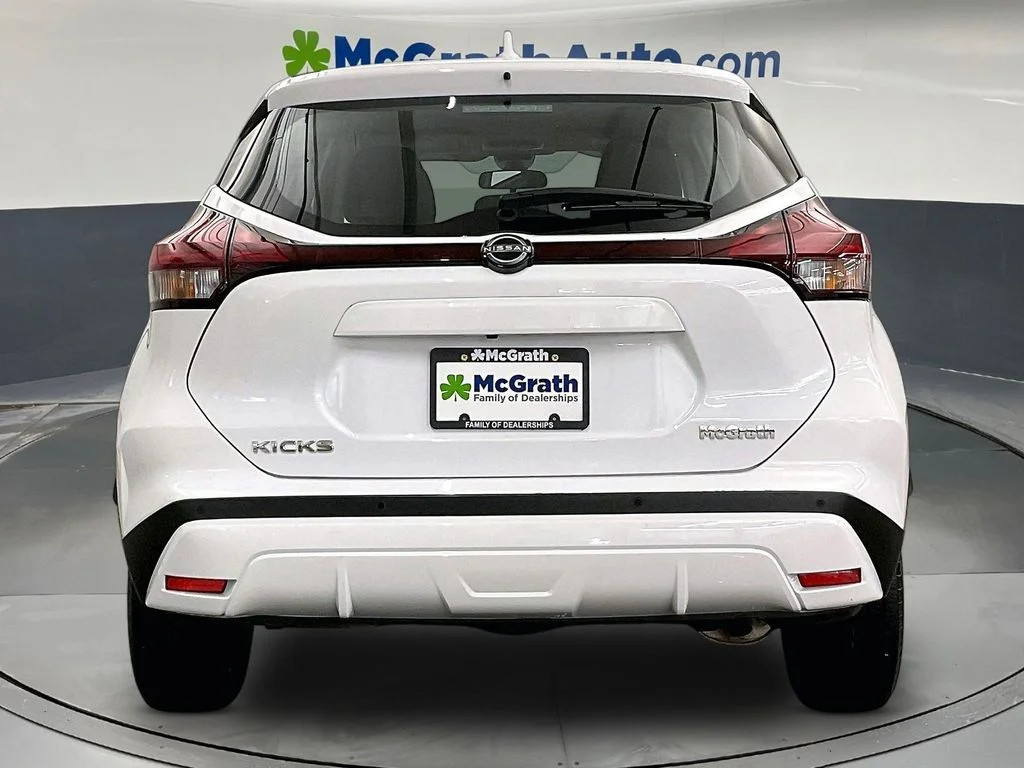 Used 2024 White Nissan S image 6