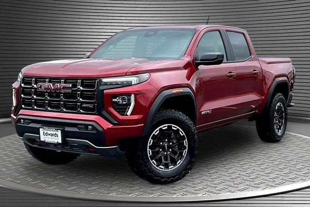 2026 GMC Canyon 4WD AT4 Crew Cab Short Box's photo