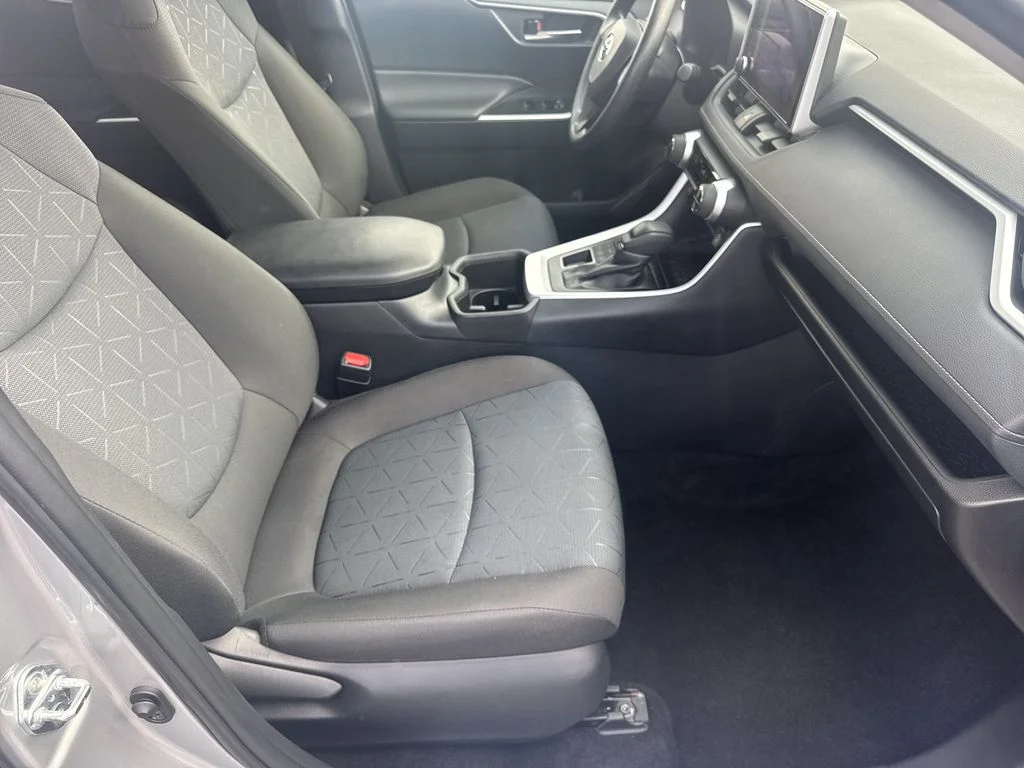 Used 2025 Silver Toyota XLE image 13