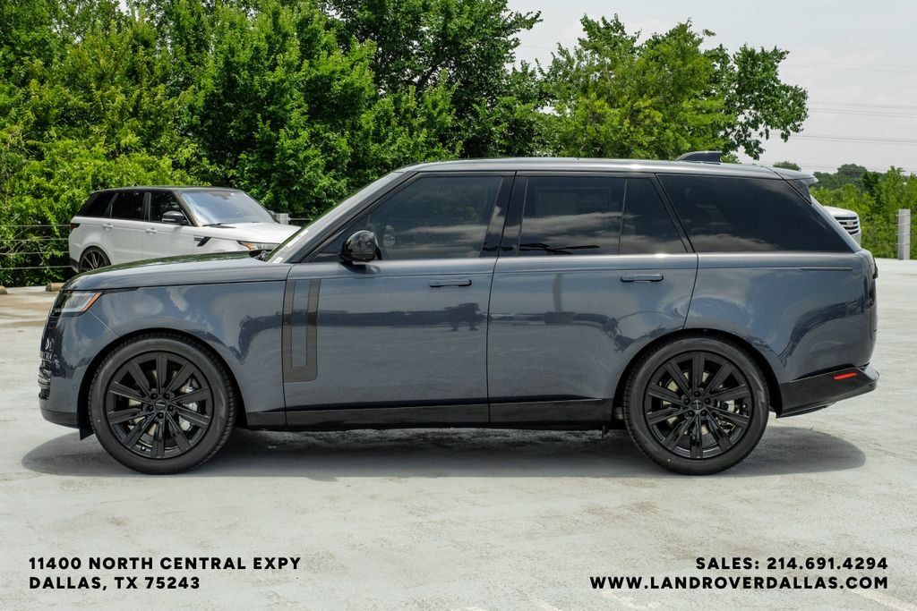 New 2026 Varesine Blue Metallic Land Rover SE image 13