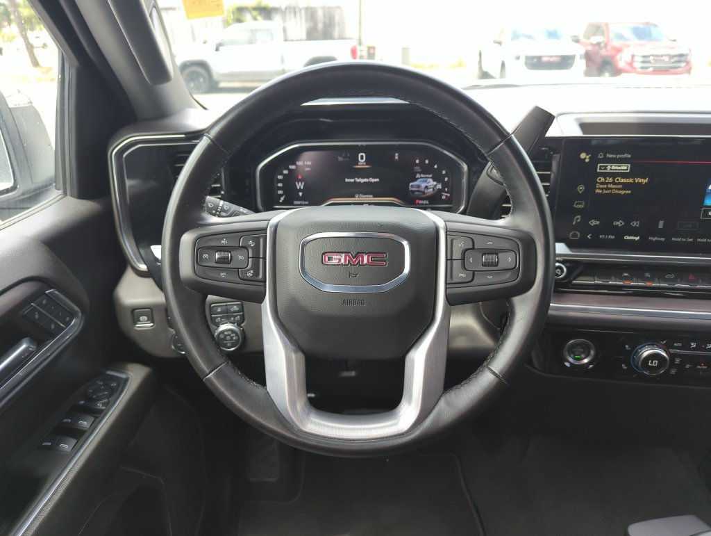 Used 2024 White GMC SLT image 16
