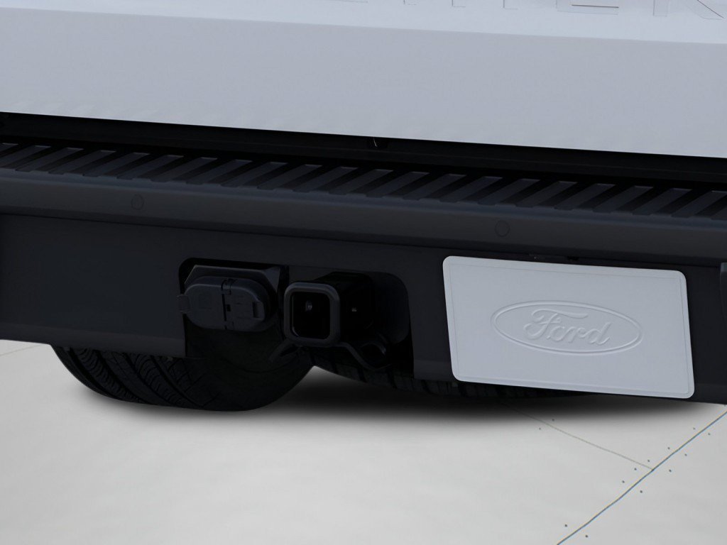New 2026 Oxford White Ford XLT image 25