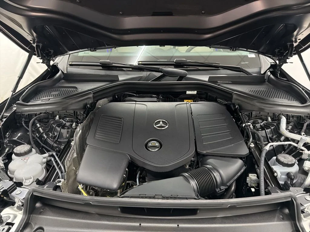 New 2026 Gray Mercedes-Benz GLC 300 image 30