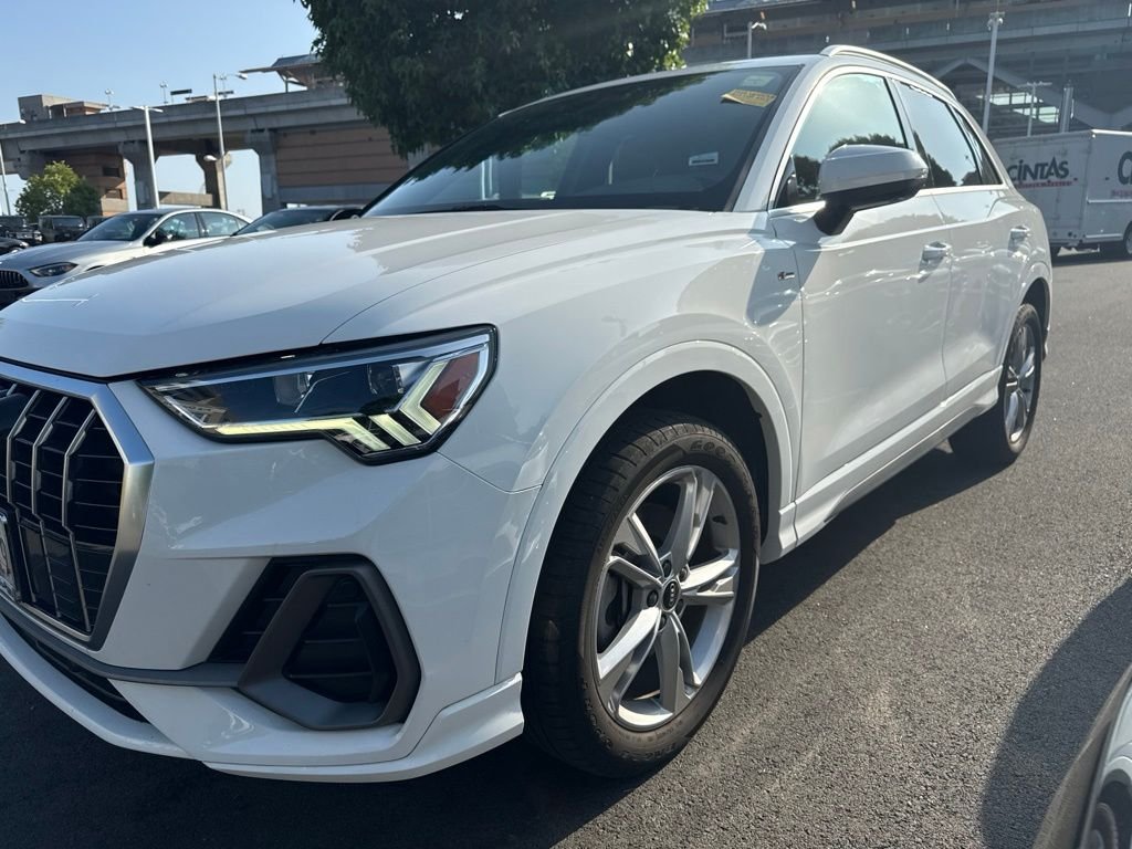 2022 Audi Q3 45 TFSI S Line Premium Plus quattro's photo