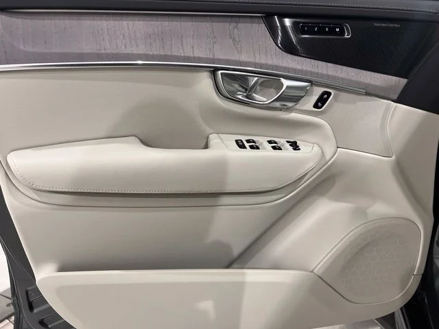 New 2027 Forest Lake Volvo Ultra image 9