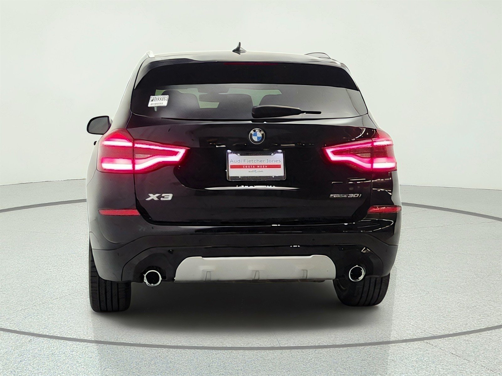 Used 2021 Jet Black BMW sDrive30i Sports Activity Vehicle image 6
