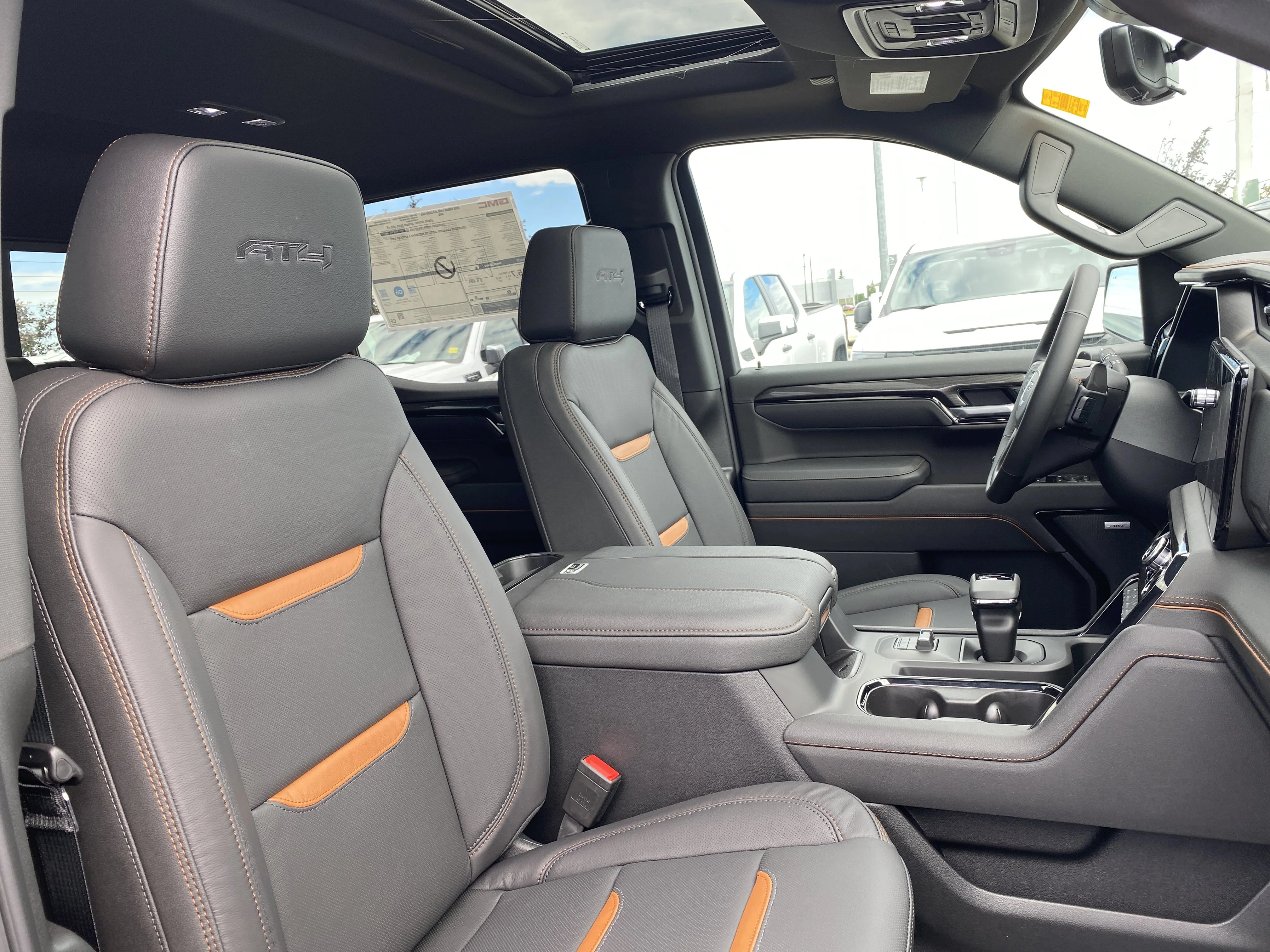 New 2026 ONYX BLACK GMC AT4 image 31
