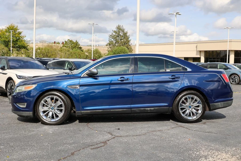 Used 2012 Blue Ford Limited image 17