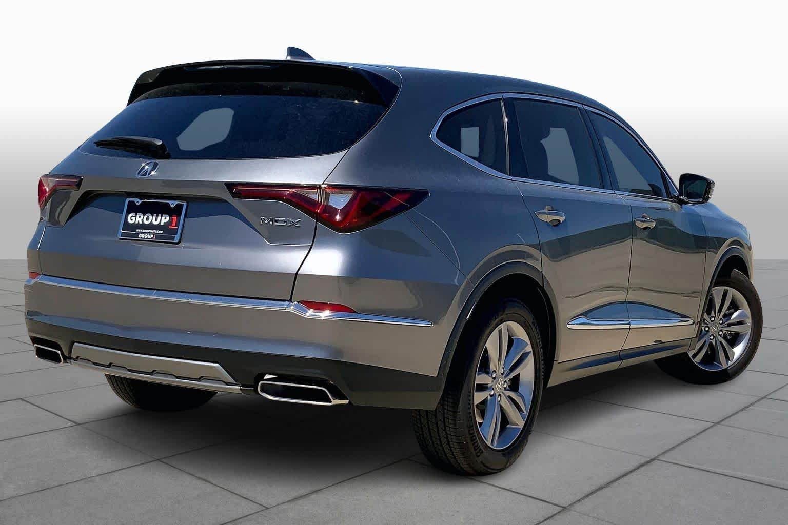 Used 2026 Liquid Carbon Metallic Acura  image 20