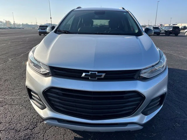 Used 2018 Chevrolet Trax LT with VIN 3GNCJPSB3JL310737 for sale in Defiance, OH