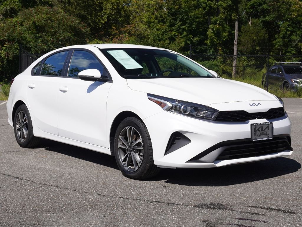 Used 2023 Kia Forte LXS with VIN 3KPF24AD4PE664428 for sale in Riverdale, NJ