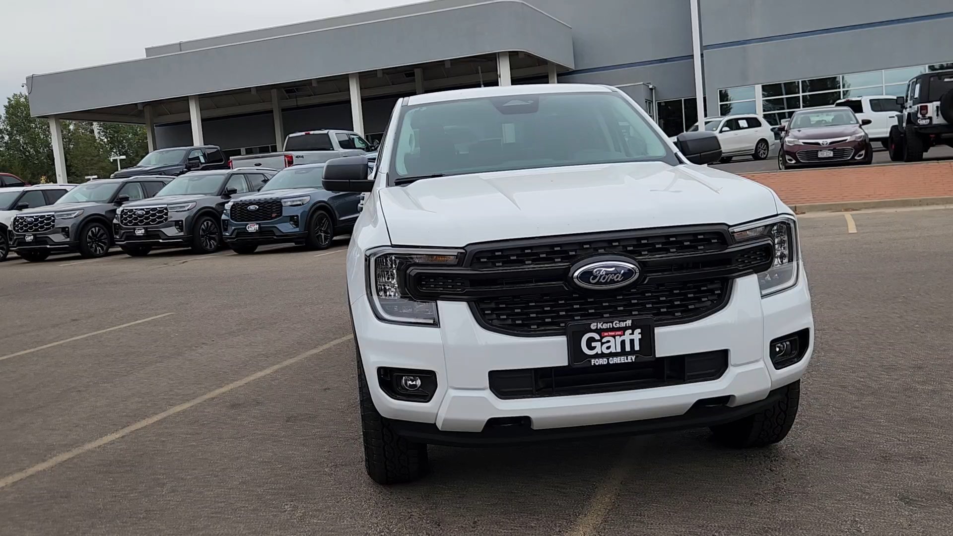New 2026 Oxford White Ford XL image 5