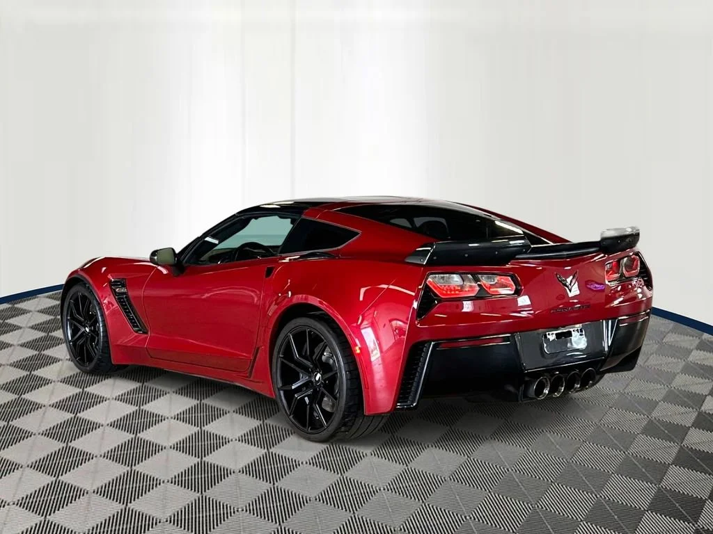 Used 2015 CRYSTAL RED TINTCOAT Chevrolet Z06 3LZ image 4