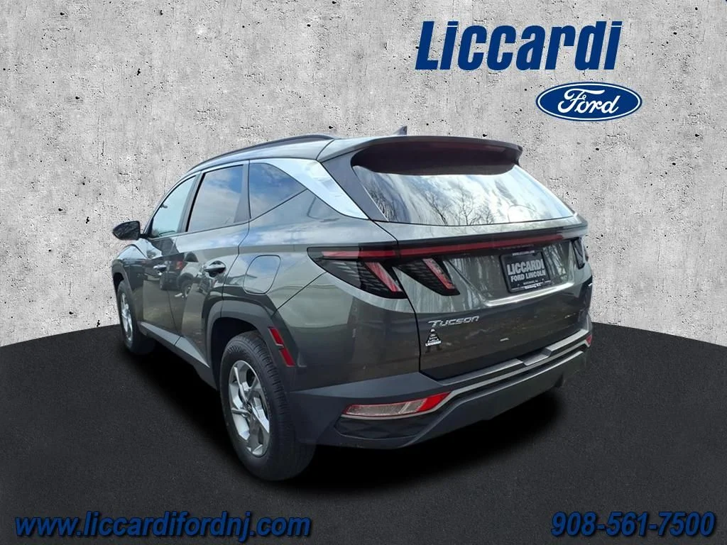 Used 2023 Gray Hyundai SEL image 4