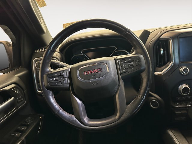 Used 2020 Red GMC AT4 image 12