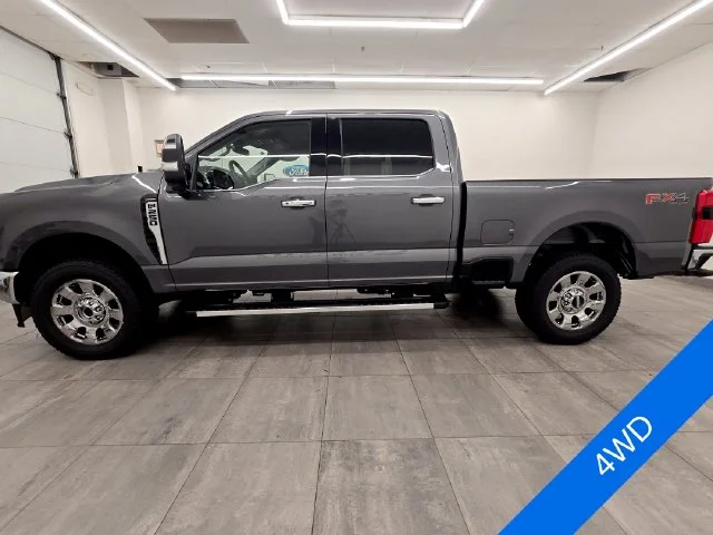 New 2027 Carbonized Gray Metallic Ford F-250® Lariat® image 2