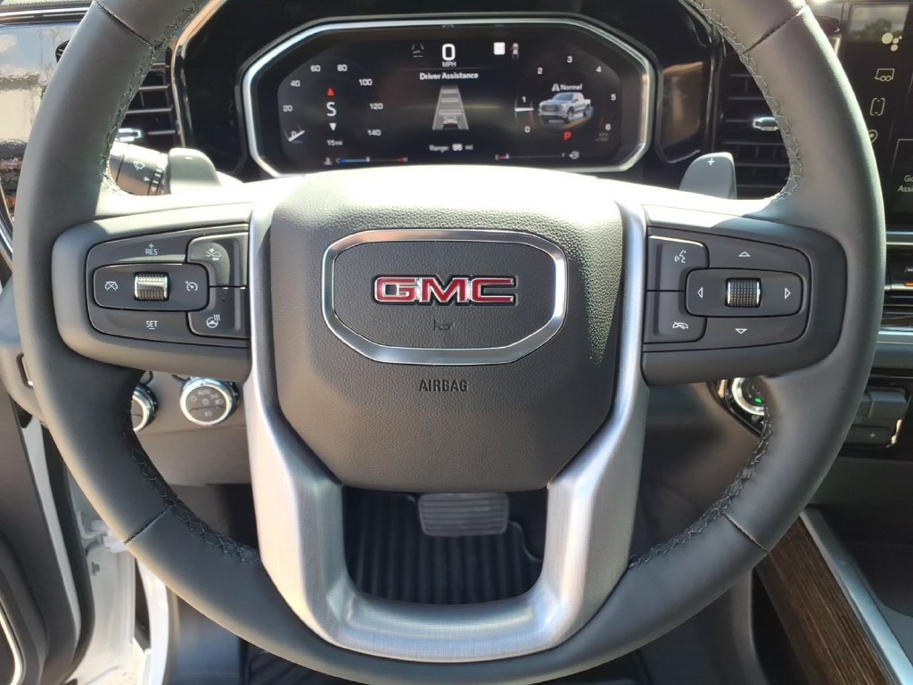 New 2026 Summit White GMC Elevation image 19