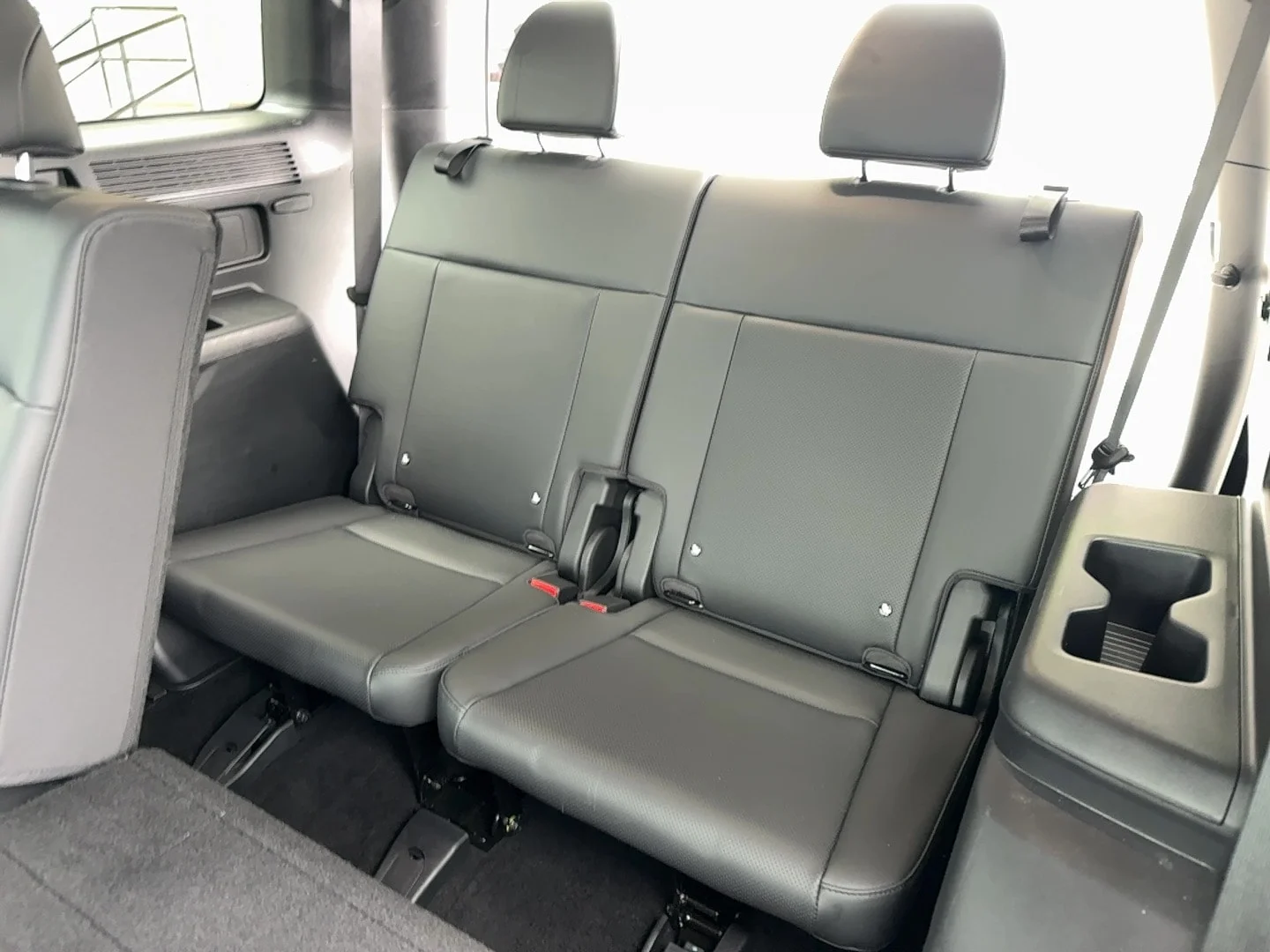 Used 2026 Atlantis Blue Hyundai SEL image 28