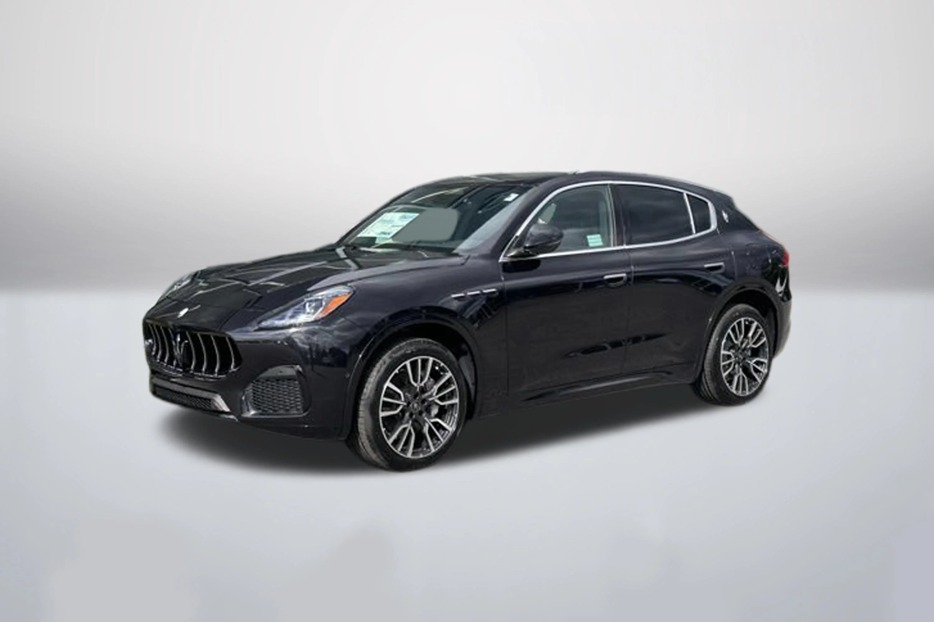 Used 2025 Black Maserati Base image 1