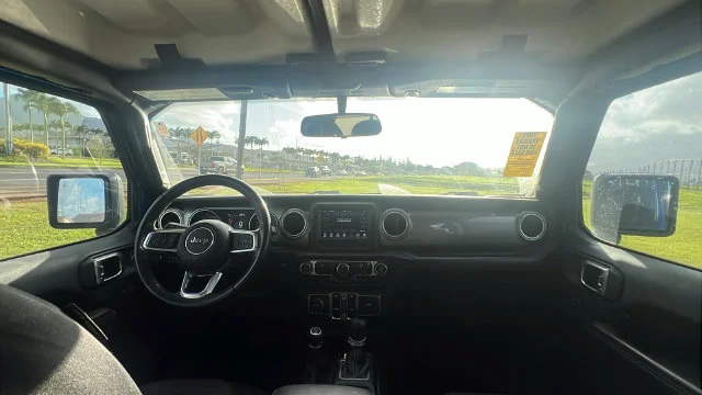 Used 2018 Blue Jeep Unlimited Sahara image 15