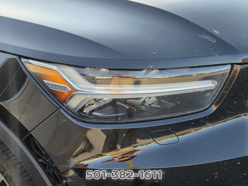 Used 2019 Onyx Black Metallic VOLVO MOMENTUM image 11