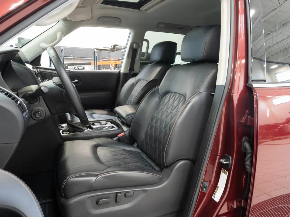 Certified Used 2023 NAW-Coulis Red Pea Nissan Platinum image 13