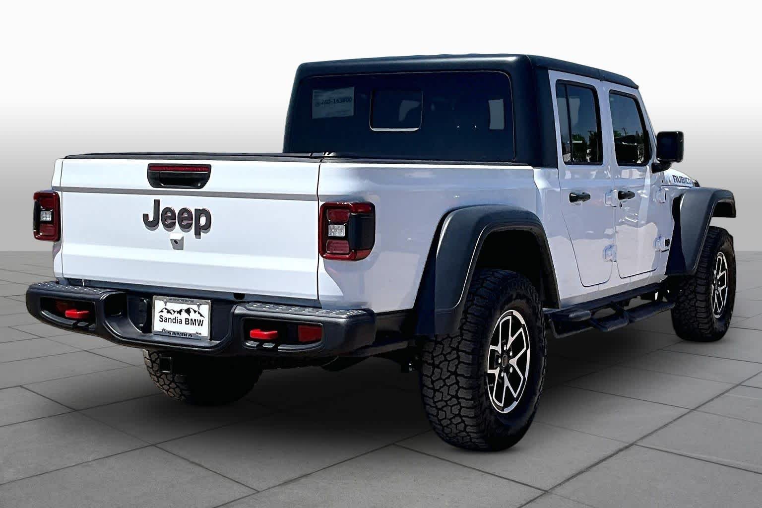 Used 2025 Bright White Clearcoat Jeep Rubicon image 10
