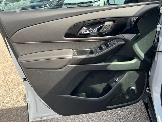 Used 2023 Summit White Chevrolet RS image 13