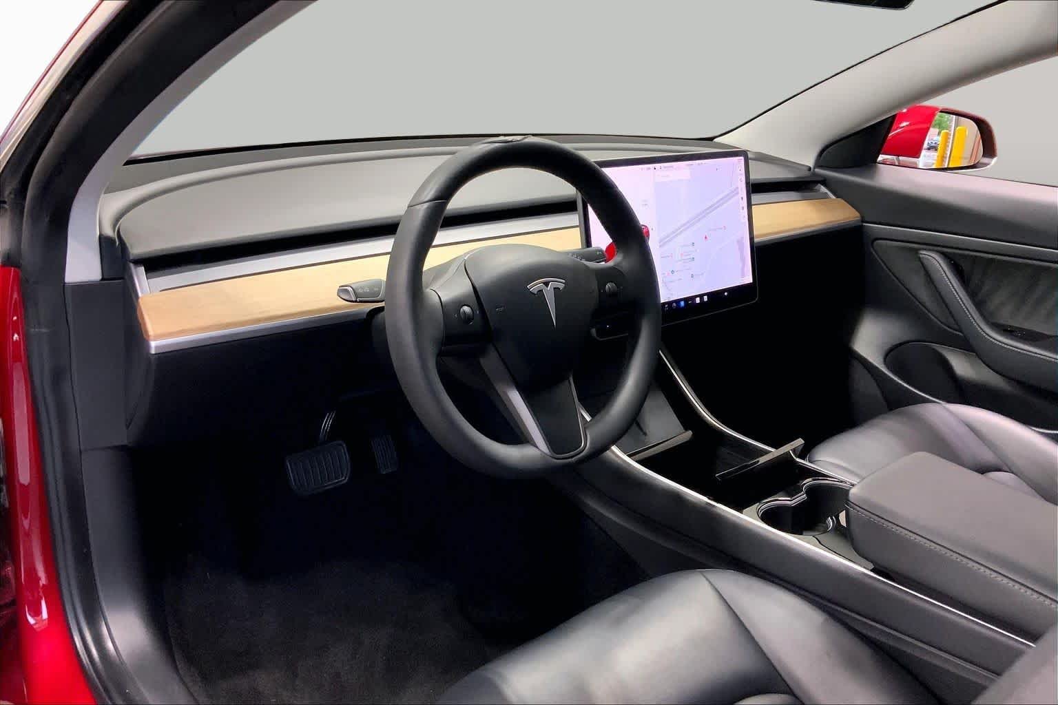 Used 2020 Red Multi-Coat Tesla Standard Range image 16