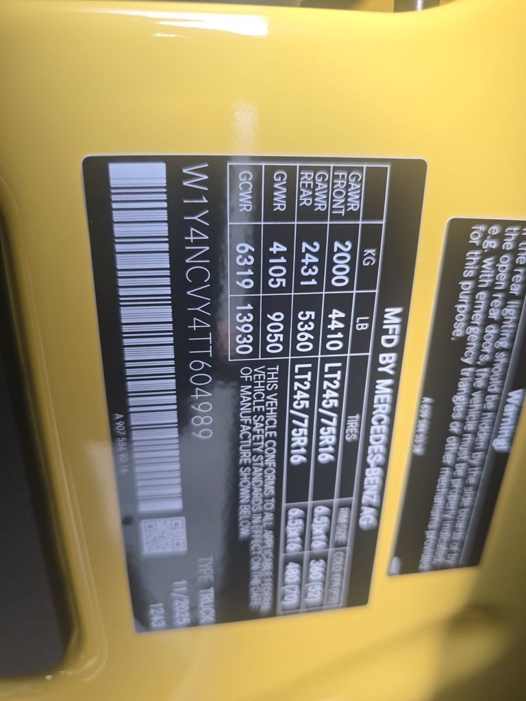 New 2026 calcite yellow Mercedes-Benz Cargo 170 WB image 28