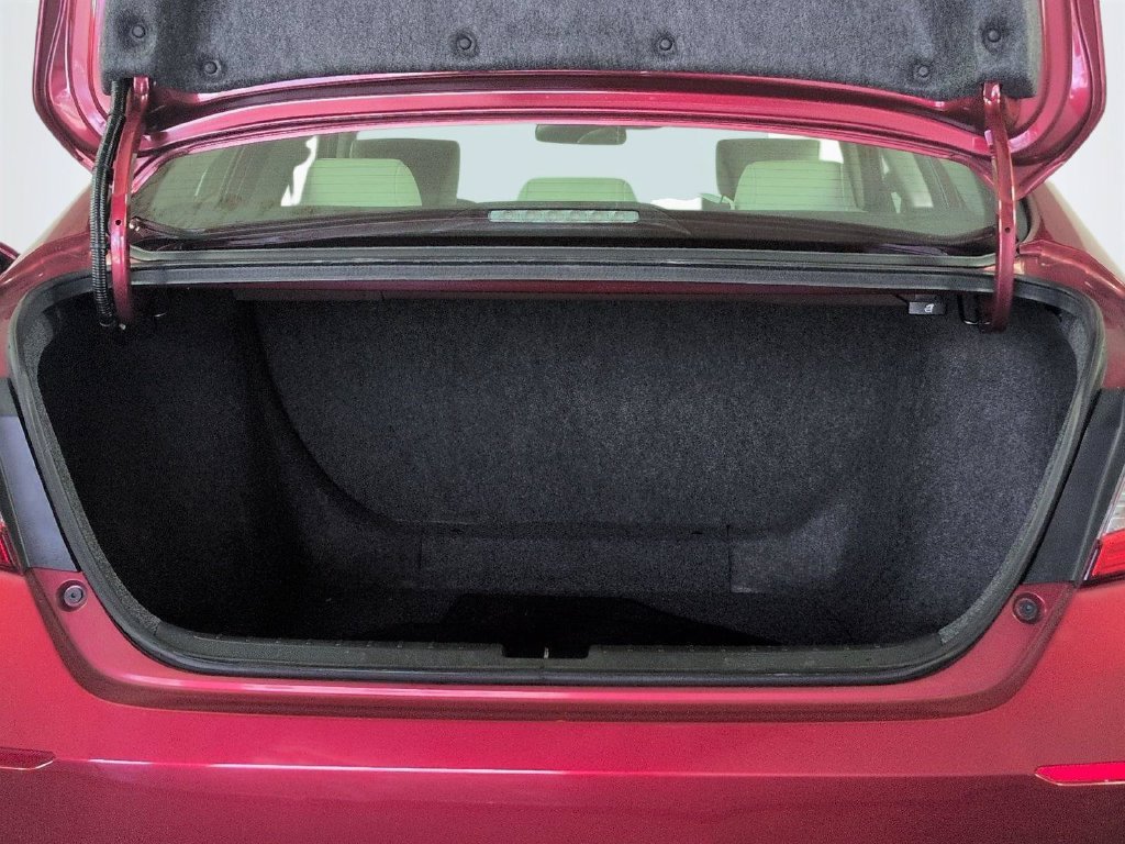 2019 Honda Accord LX - Photo 16