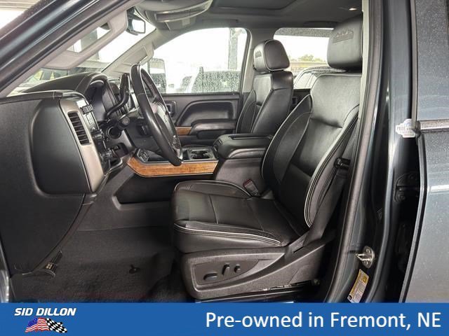 Used 2019 Graphite Metallic Chevrolet High Country image 16