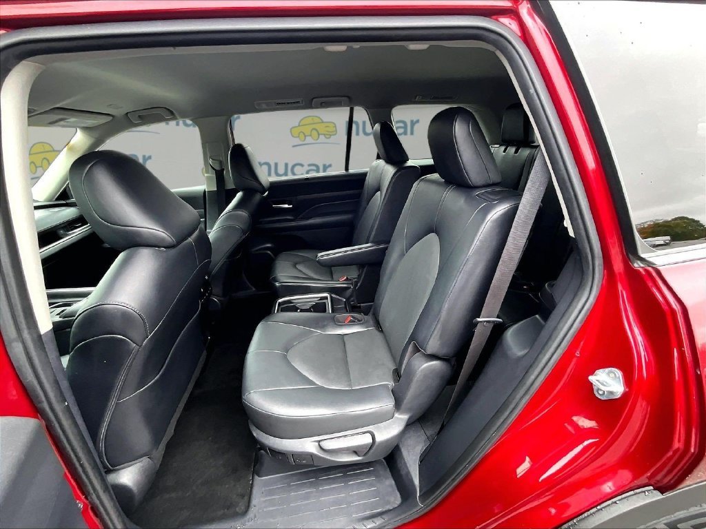 Used 2025 Red Toyota XLE image 15
