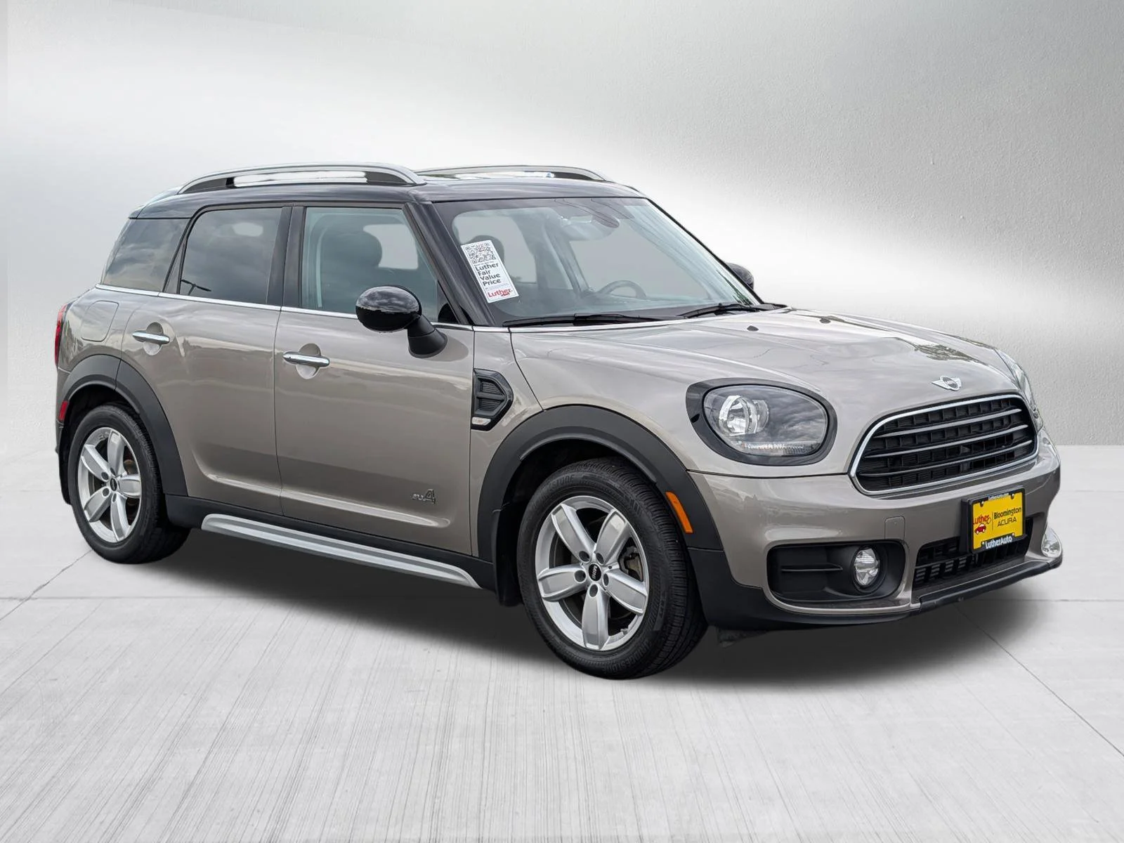 2018 MINI Countryman Cooper ALL4's photo