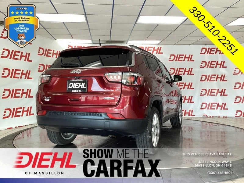 Used 2022 Red Jeep Latitude Lux image 9