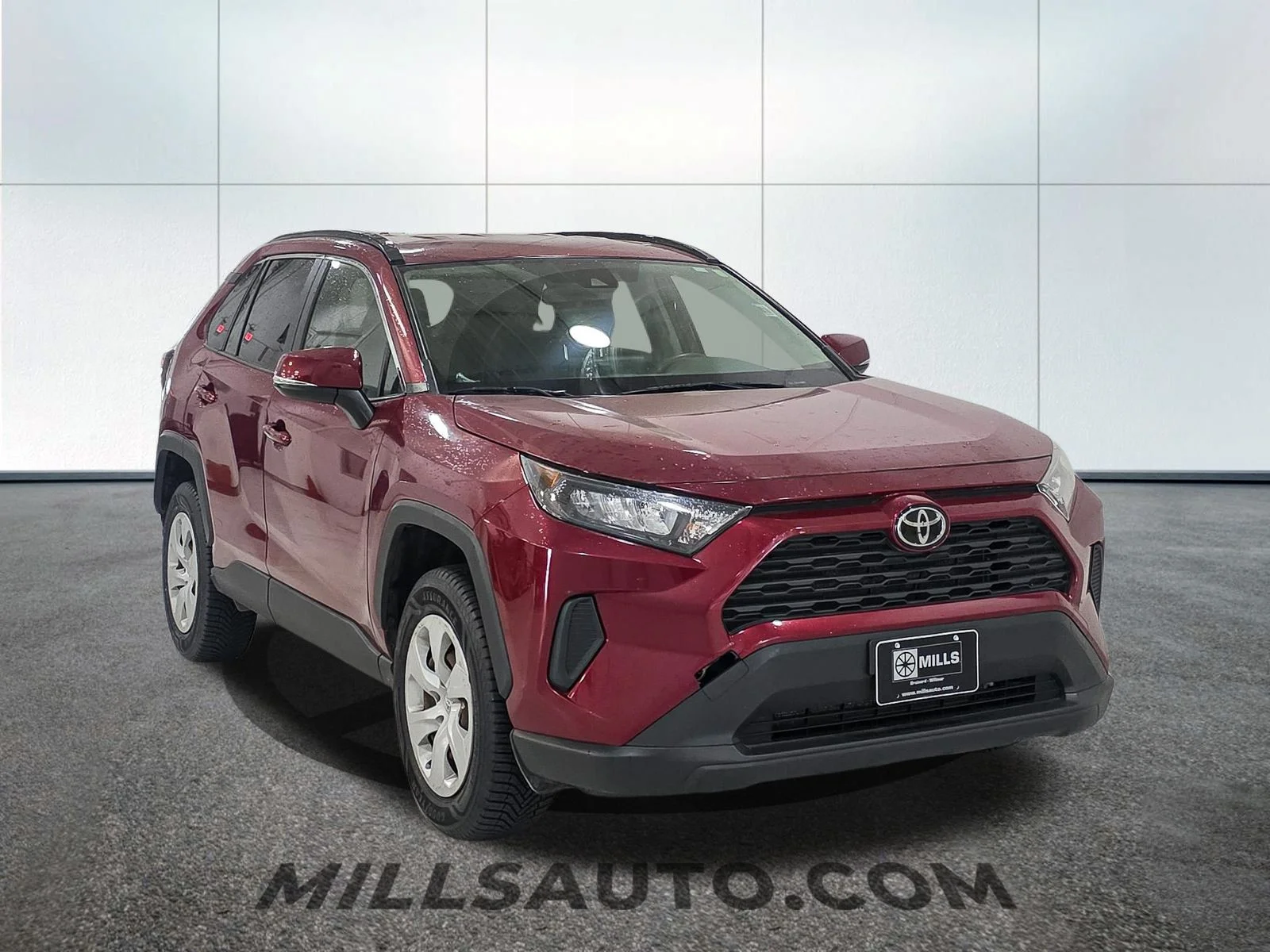 Certified Used 2019 Pearl Toyota LE image 11