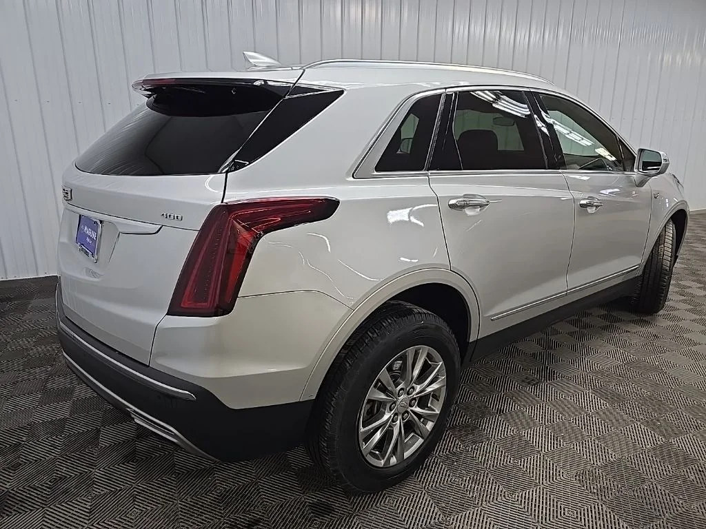 Used 2020 Silver Cadillac Premium Luxury image 10