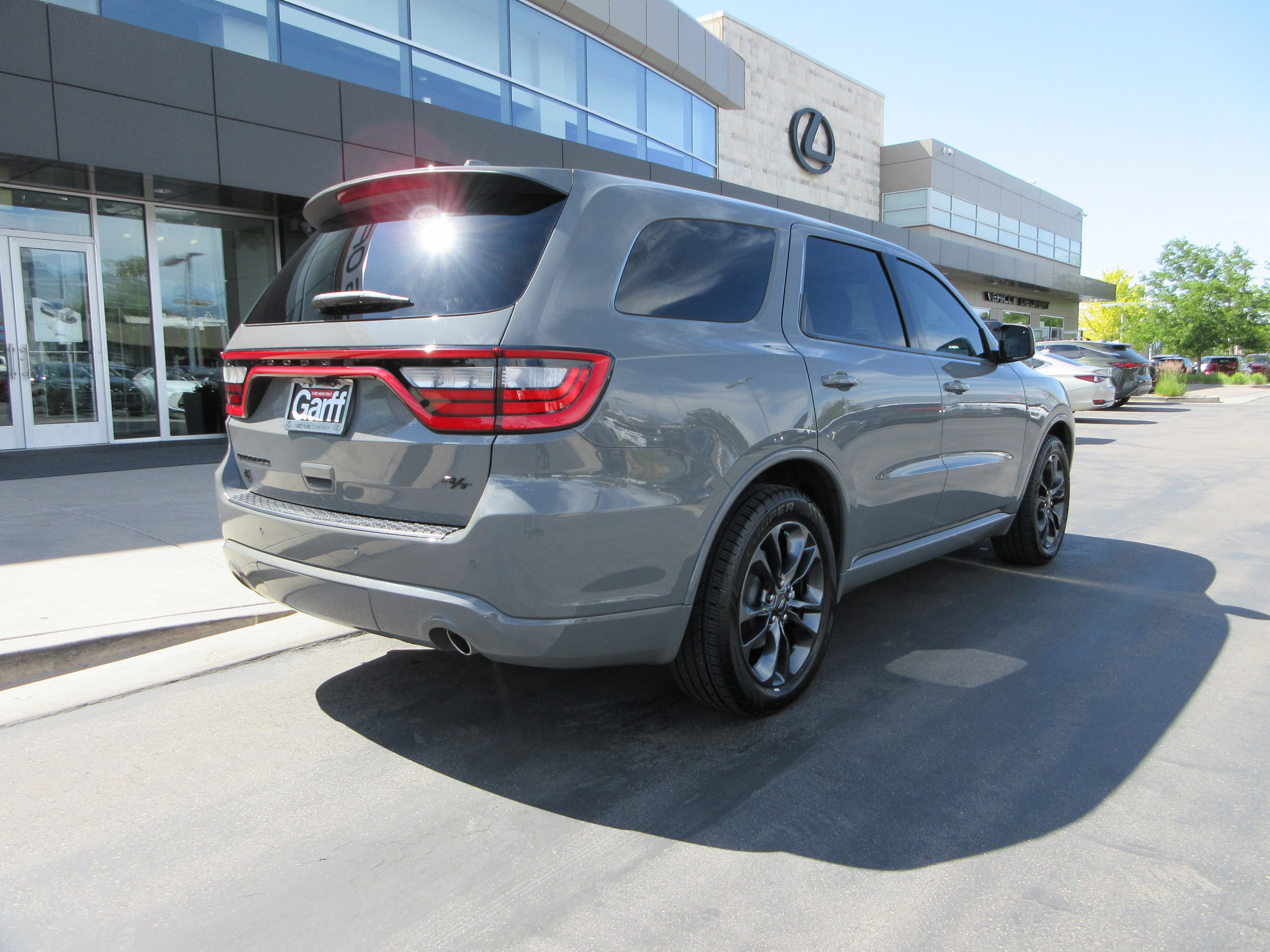Used 2022 Destroyer Gray Clearcoat Dodge R/T image 11