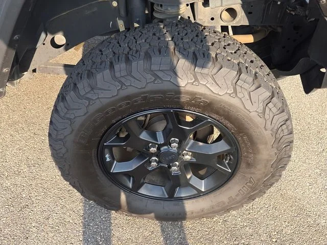 Used 2020 Gray Jeep Unlimited Sport image 17