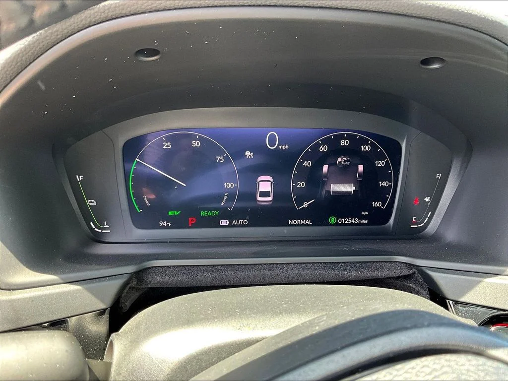 Used 2025 Solar Silver Metallic Honda Sport-L image 9