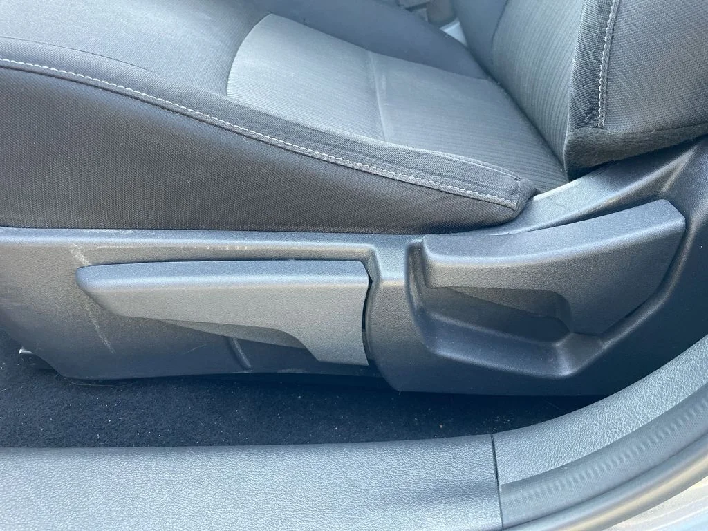 Used 2020 Gray Nissan SV image 14