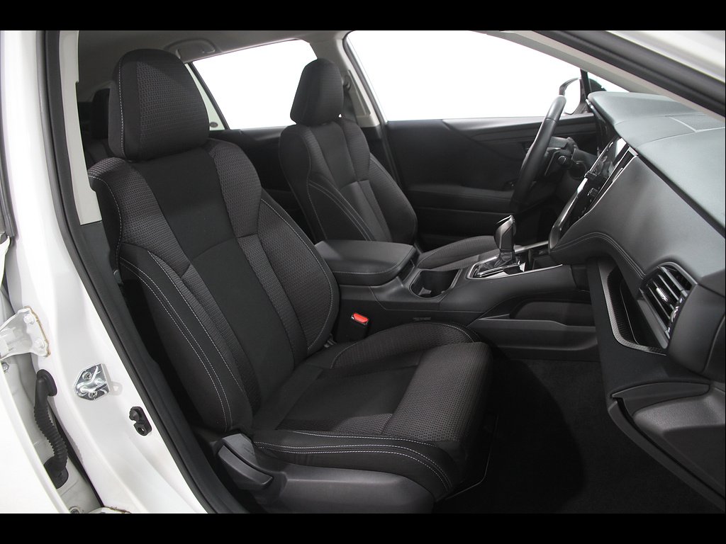 2024 Subaru Outback Premium - Photo 17